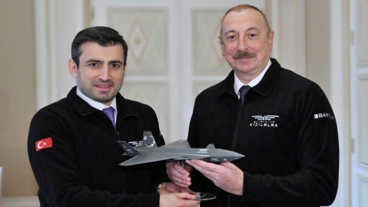 Selçuk Bayraktar, Azerbaycan'ın Milli Kurtuluş Günü'nü kutladı!
