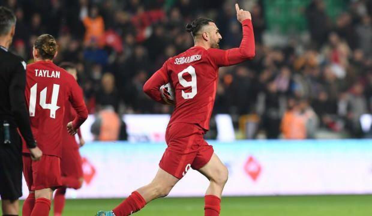 Serdar Dursun: Burak Yılmaz Türkiye'nin en iyisi