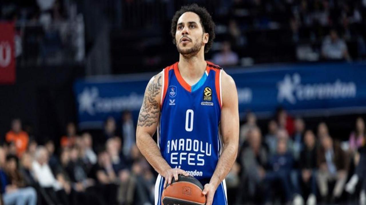 Shane Larkin, Milli Takım'a döndü