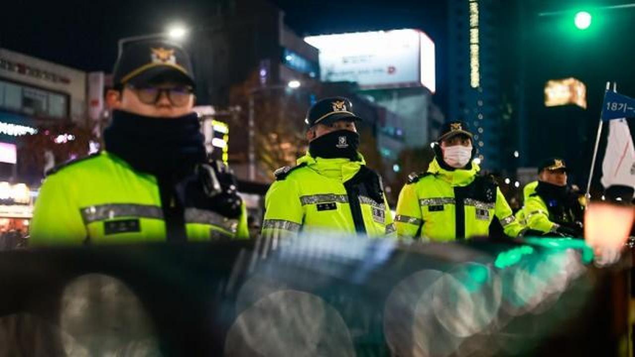 Sıkıyönetimle dünya gündemine geldi: Protestolar devam ediyor!