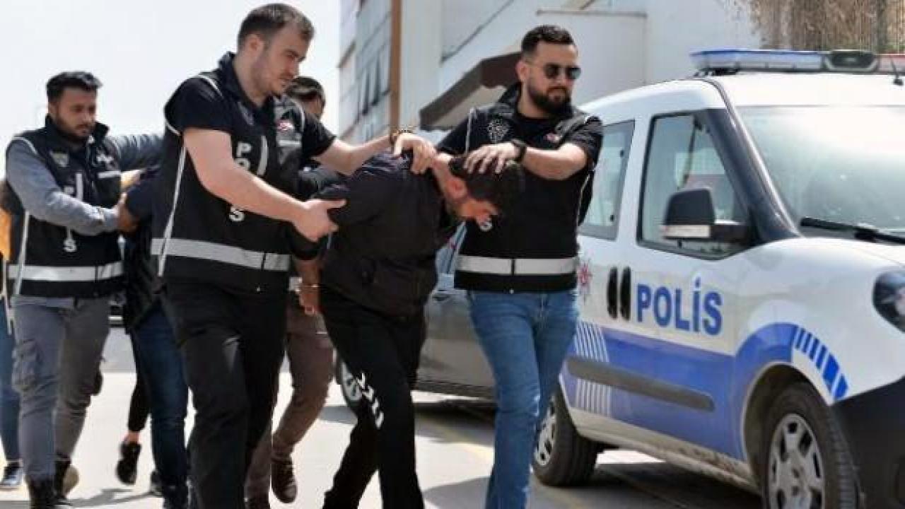 Silah kaçakçısının kızı ve yeğeni, otogarda teslimat sırasında yakalandı
