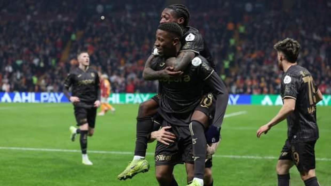 Simon Banza: Galatasaray'ın golleri incelenmeli