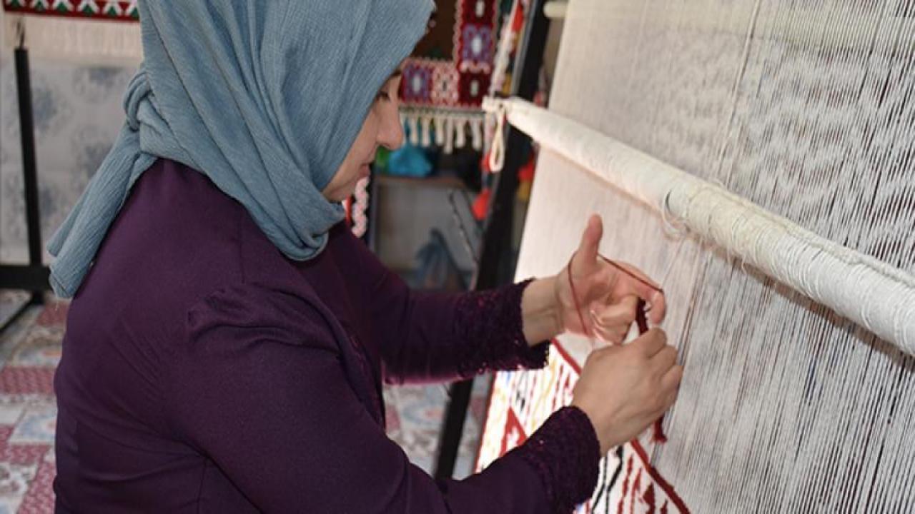 Şırnaklı kadınlar üretiyor, 4 ülkeye satılıyor