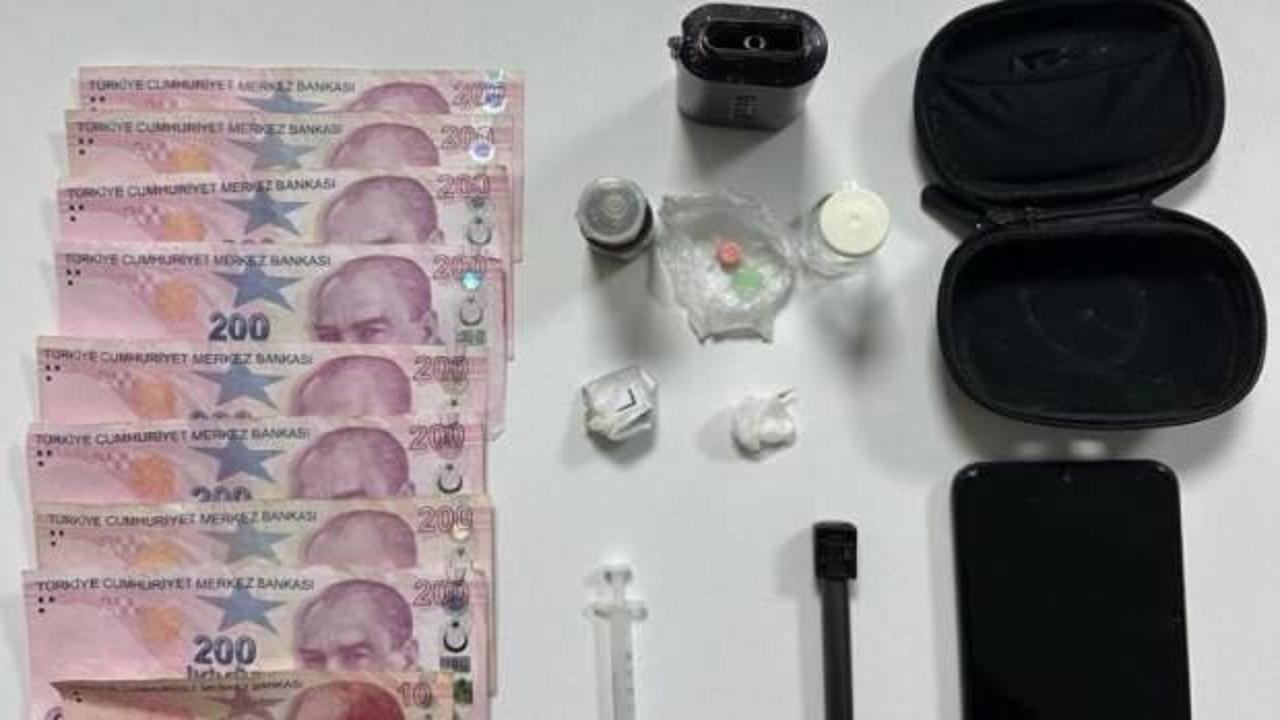 Şişli'de uyuşturucu, kalem ve elektronik sigaranın içinden çıktı