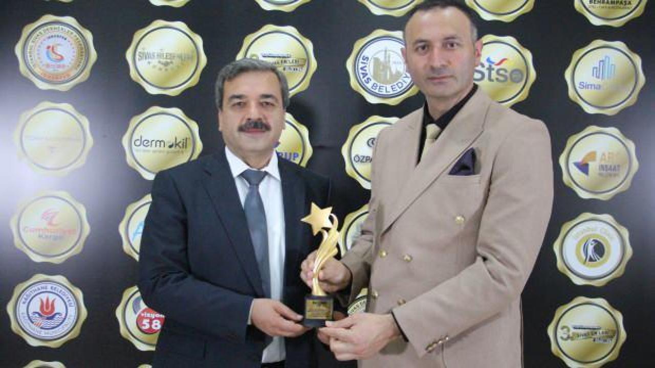 Sivas’ın Enleri'nde Yılın Bilim İnsanı Ödülü Prof. Dr. Mehmet Kul’un