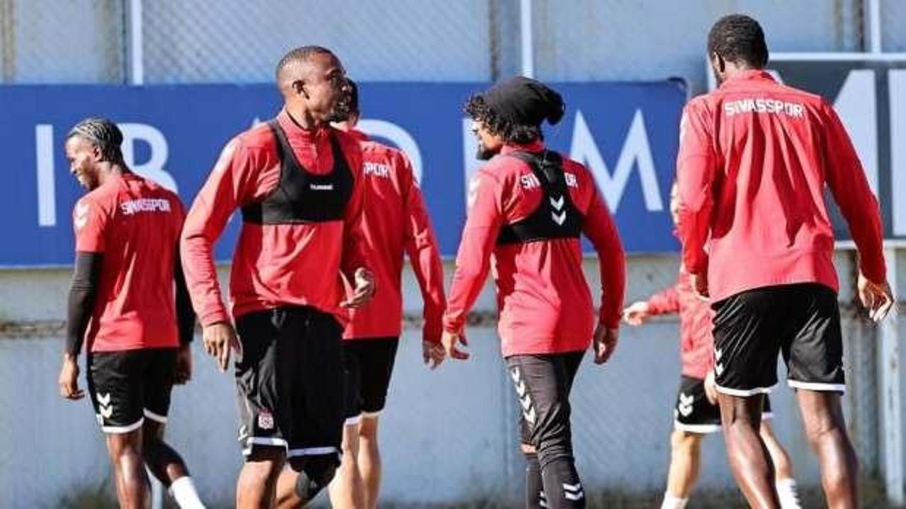 Sivasspor'da Fenerbahçe mesaisi sürüyor