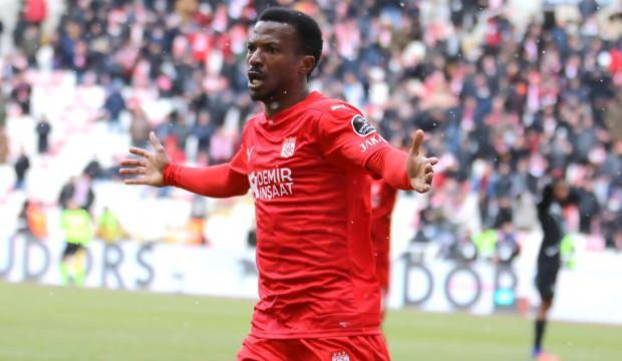 Sivasspor'da Kayode şoku!