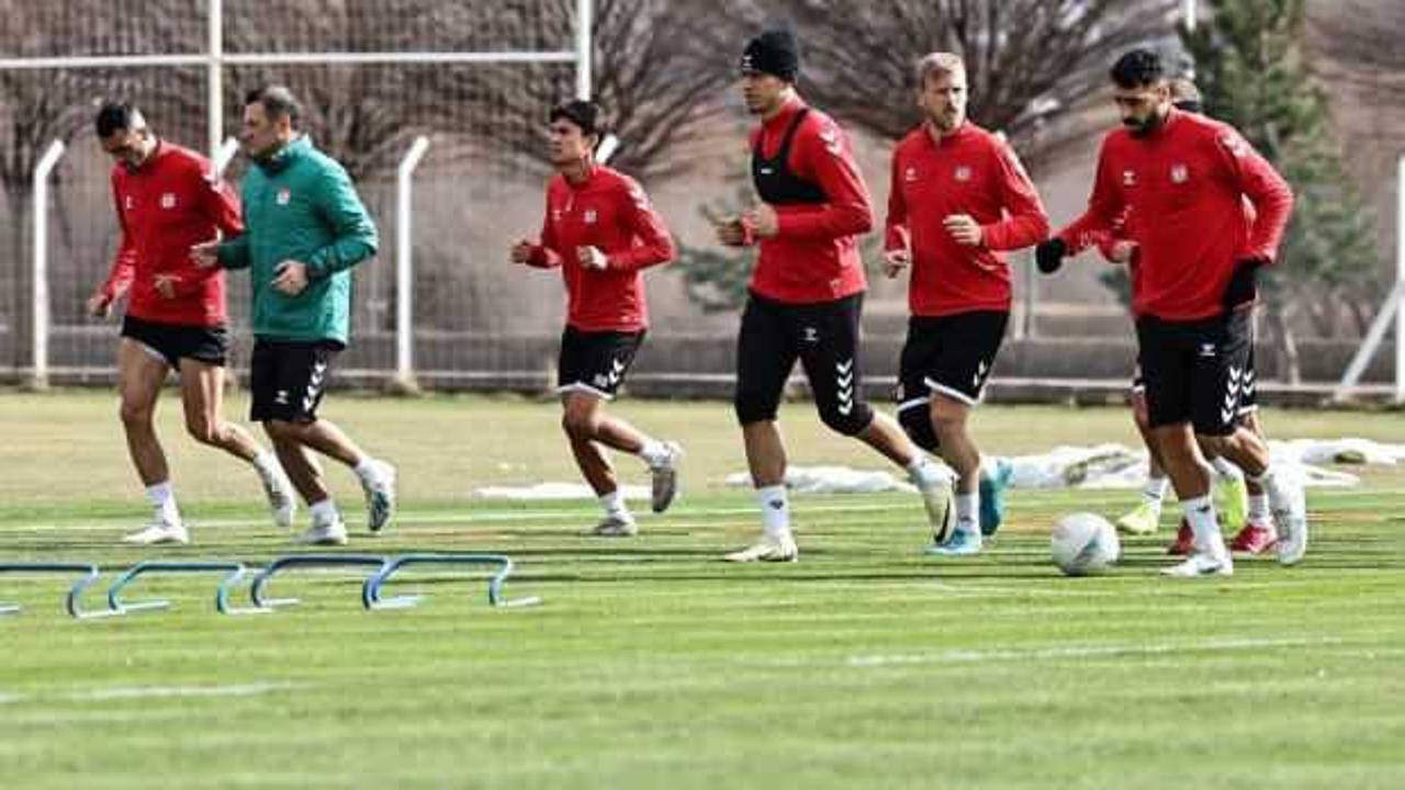Sivasspor'da sakat futbolcuların durumuna ilişkin açıklama