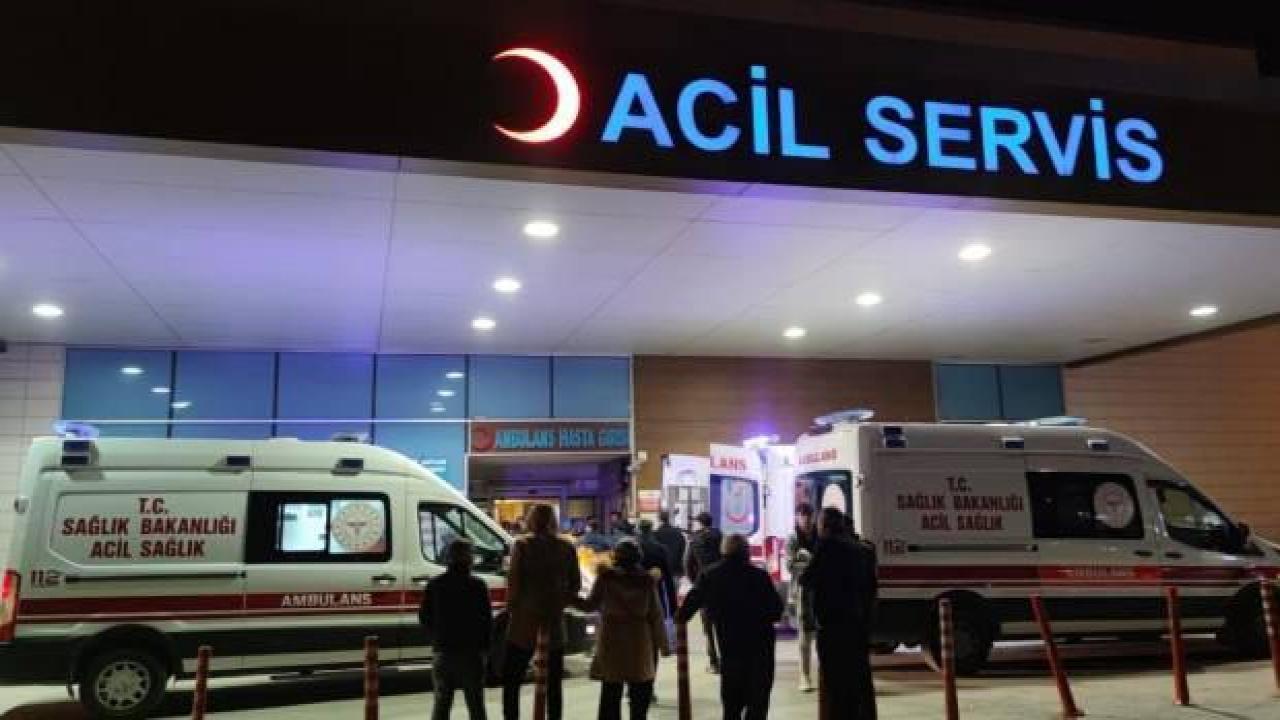 Sivas'ta bıçaklı kavga: 1 ölü, 2 yaralı