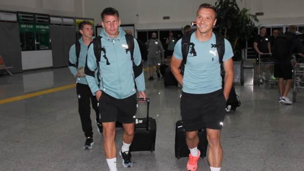 Slavia Prag kafilesi Sivas’a geldi