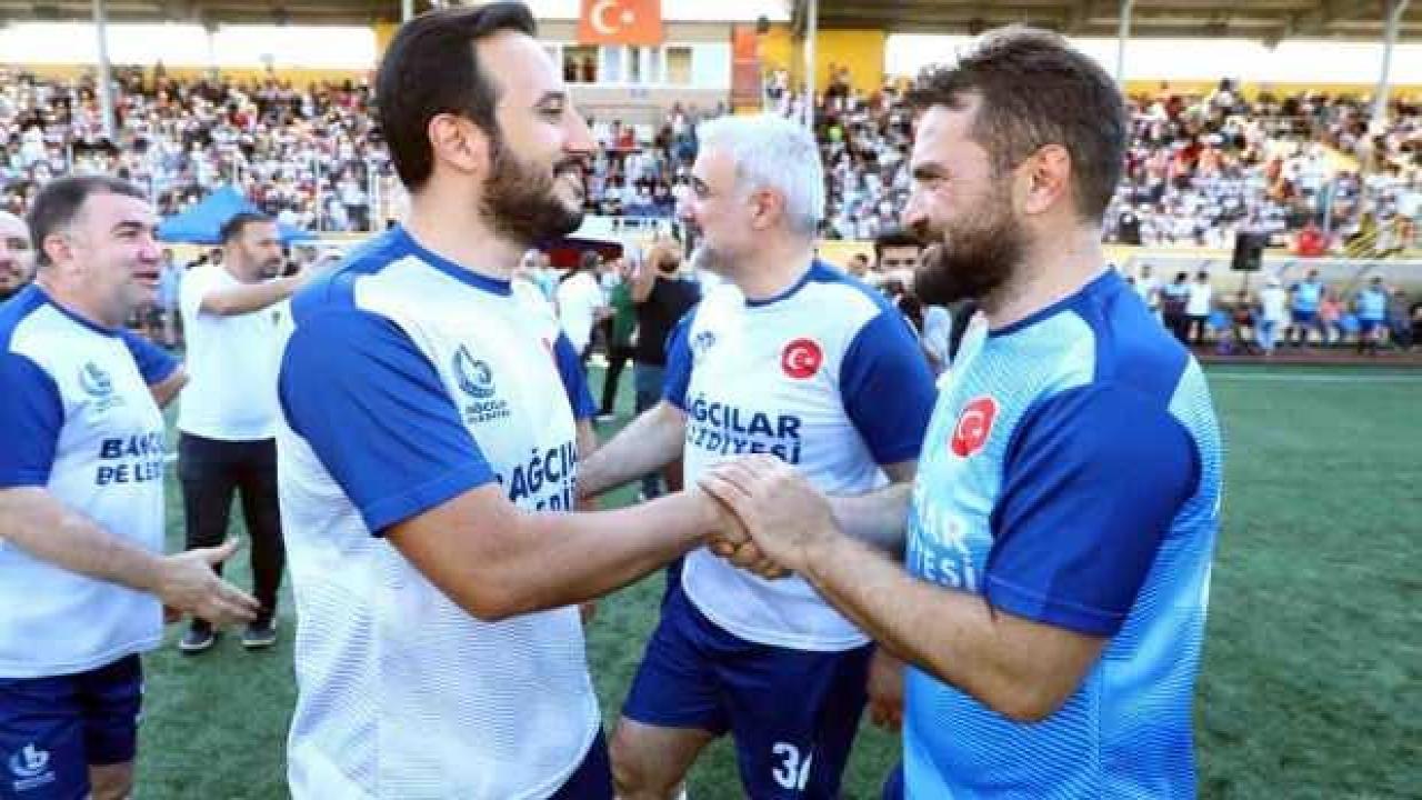 Şöhretler karması Bağcılar'da maç yaptı