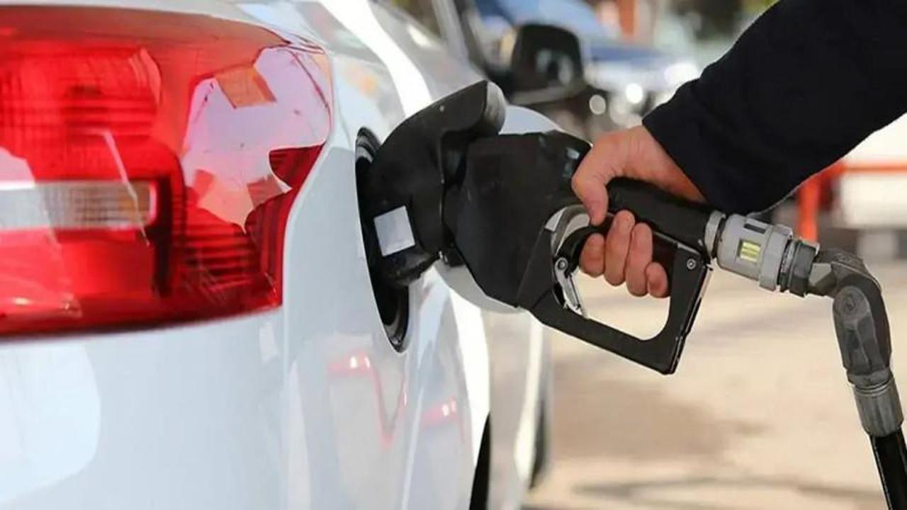 Son dakika... Aracı olanlar dikkat: Akaryakıtta yeni zam! Bu gece değişecek
