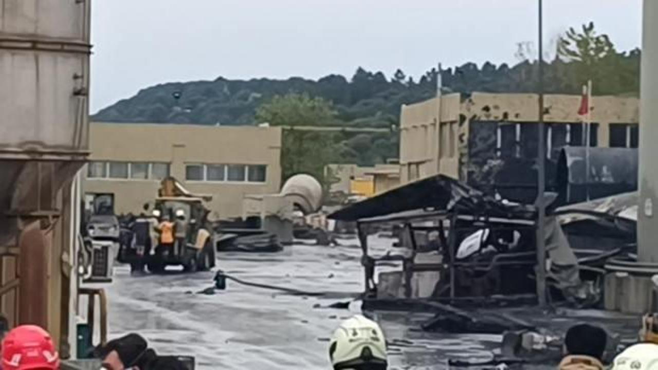 Son dakika haberi... Tuzla OSB'de korkutan patlama! Çok sayıda ekip sevk edildi