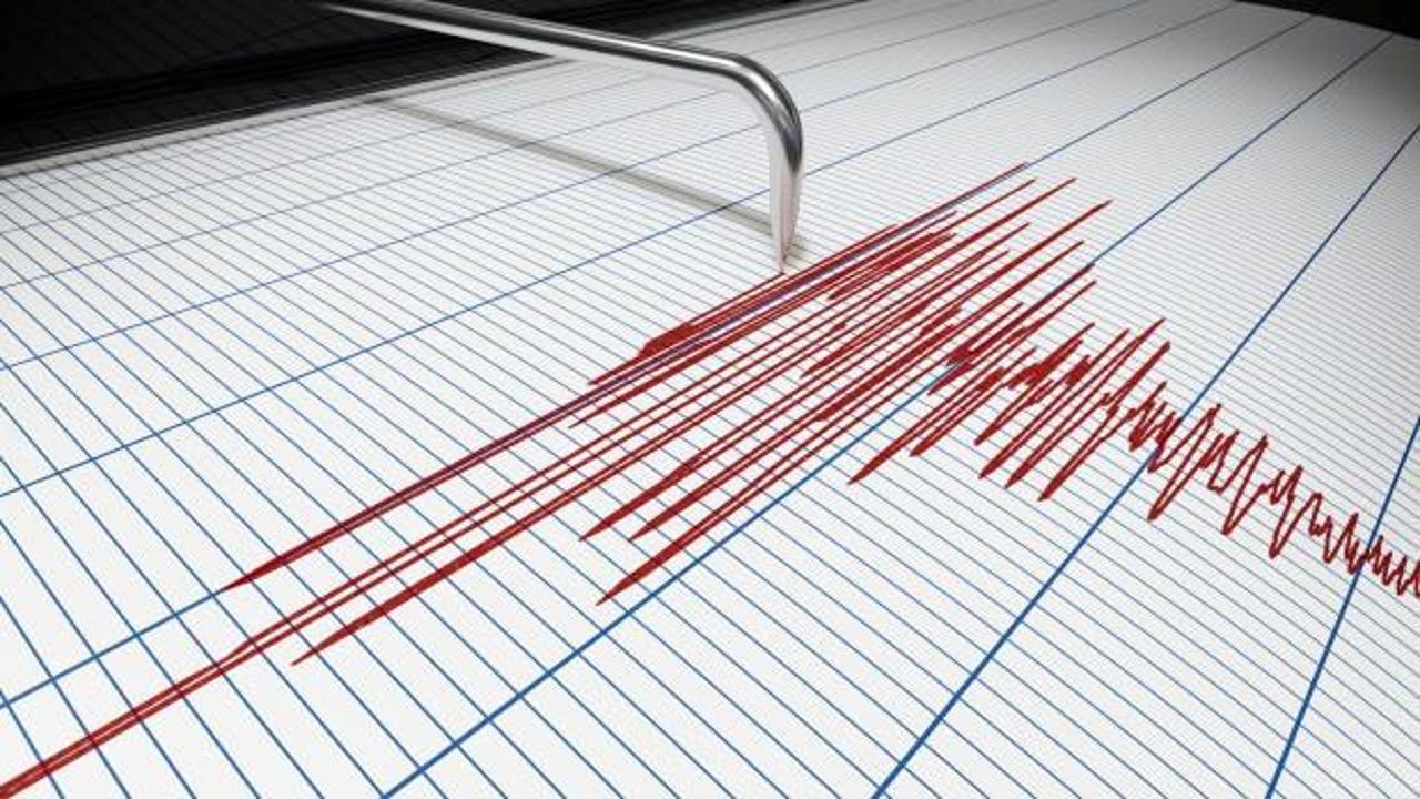 Son dakika: İzmir Körfezi'nde 4 büyüklüğünde deprem!