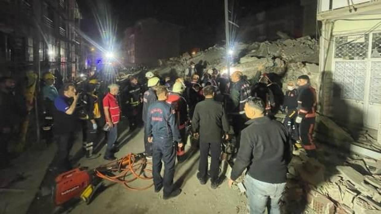 Son dakika: Malatya'da 4 katlı bina çöktü