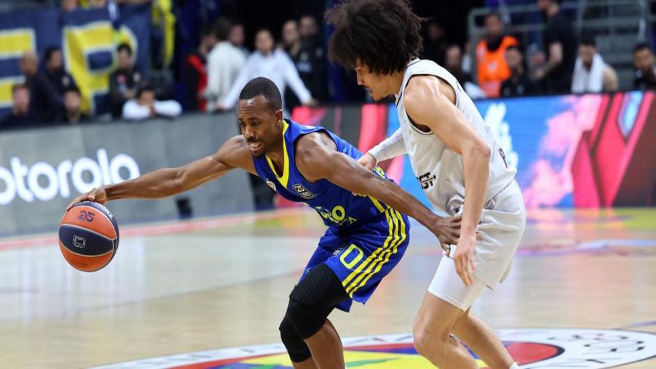 Son saniyede kazanan Fenerbahçe play-off'u garantiledi