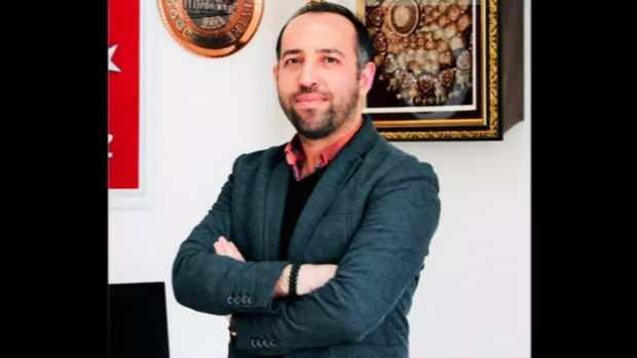 Sosyolog Adem Palabıyık: Kılıçdaroğlu gerçekleri biliyor ama yalan söylüyor
