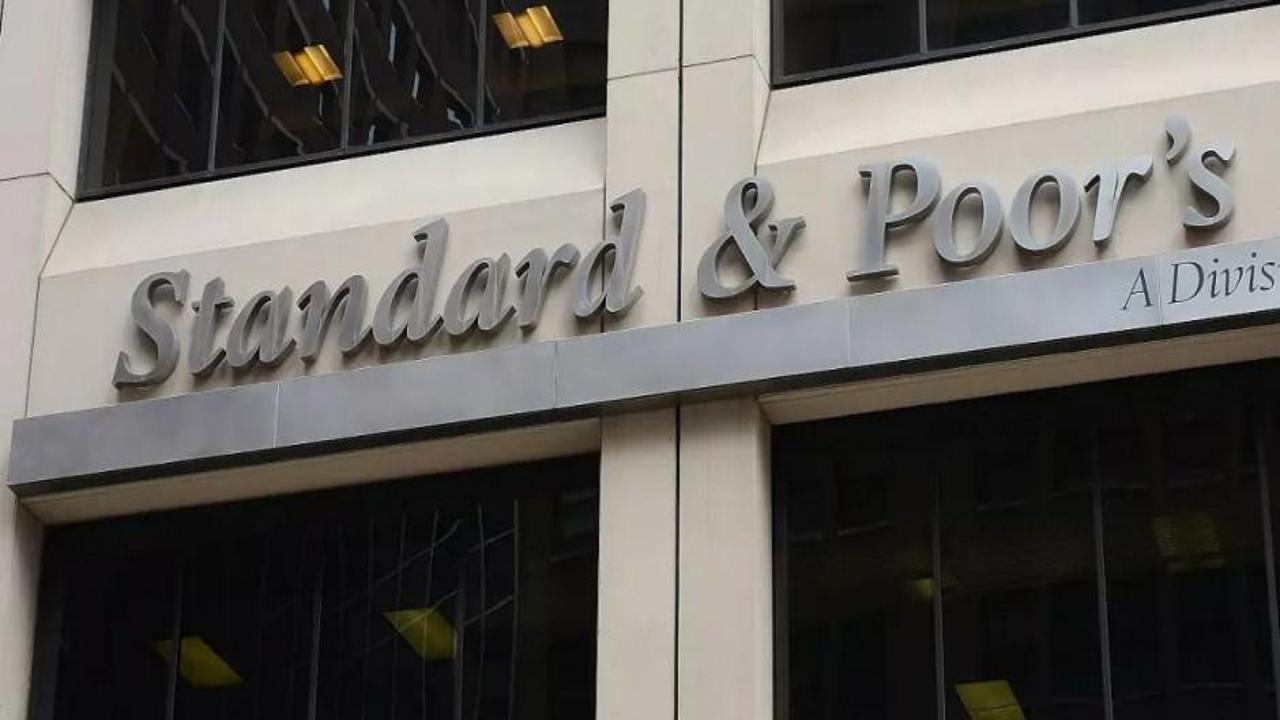S&P, Avro Bölgesi’nin büyüme tahminini düşürdü