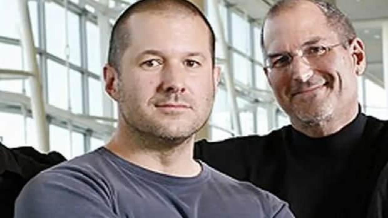 Steve Jobs'tan bu yana iPhone'nun baş tasarımcısı olan Jony Ive Apple'dan ayrıldı