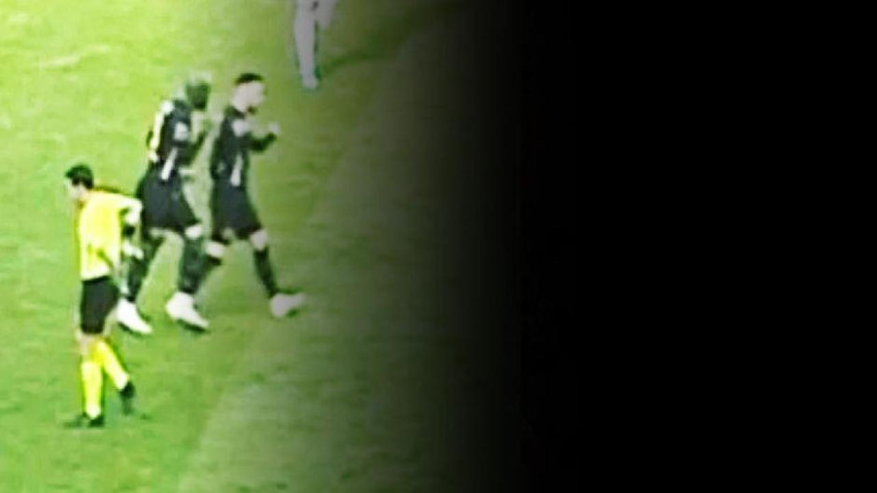 Süper Lig'de sıra dışı kırmızı kart! Bahoken ne olduğunu anlamadı bile