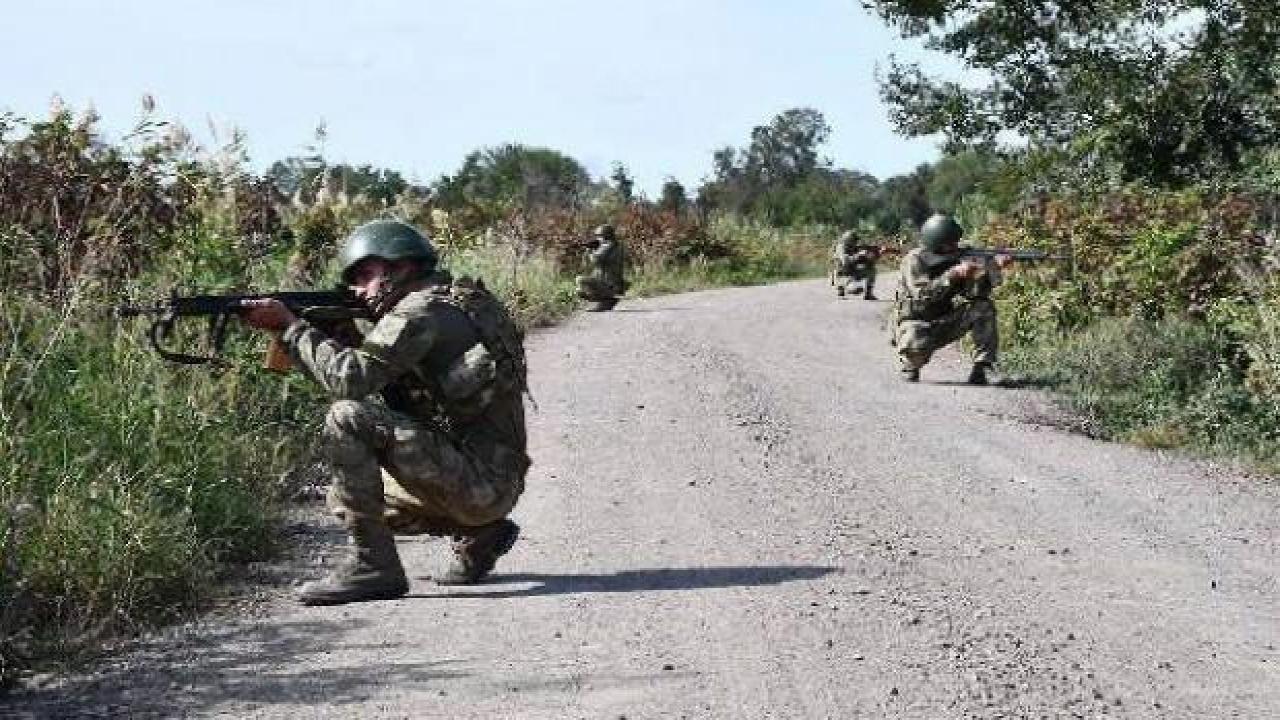 Suriye sınırında 1'i terör örgütü mensubu 3 kişi yakalandı