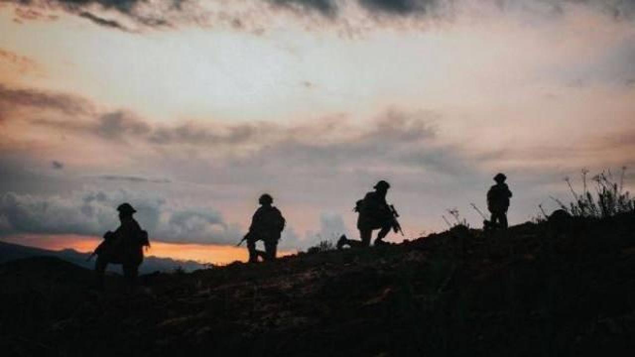 Suriye sınırında 1'i terör örgütü mensubu 5 kişi yakalandı