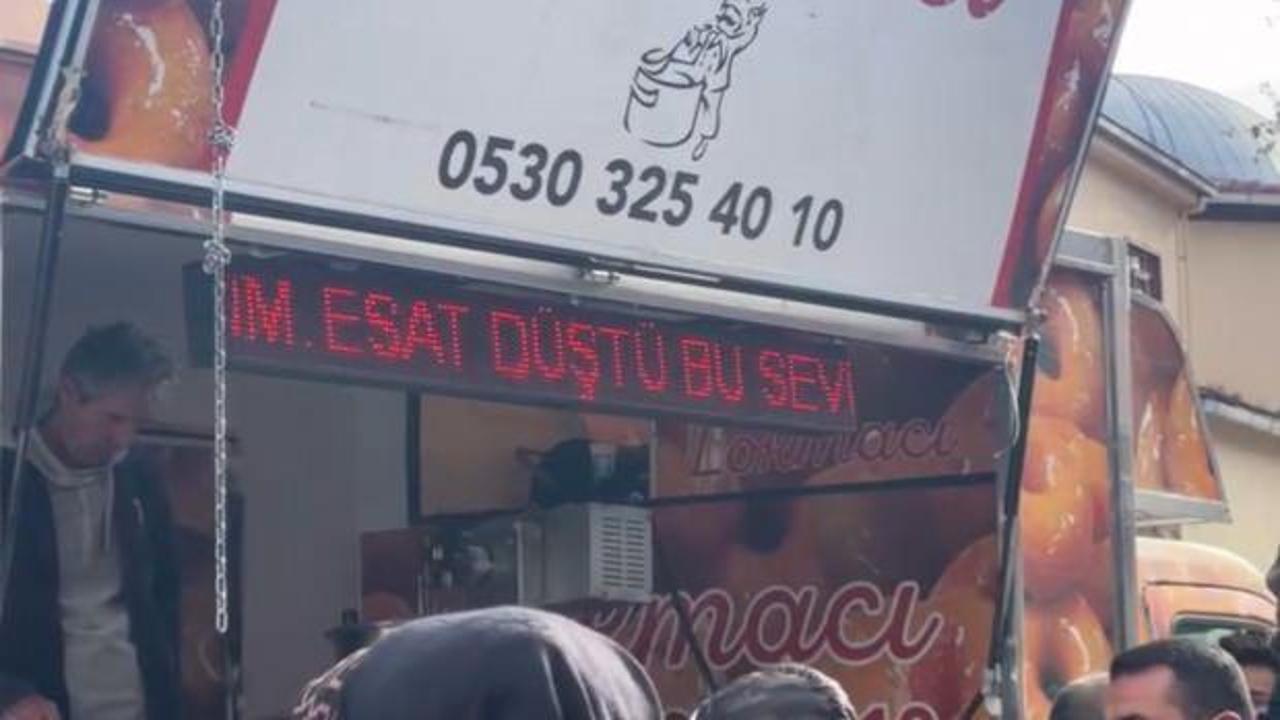 Suriyeli esnaftan Beyoğlu'nda lokmalı kutlama