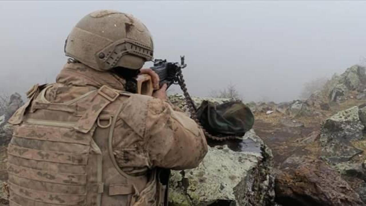 Taciz ateşi açan 12 PKK/YPG'li terörist etkisiz hâle getirildi