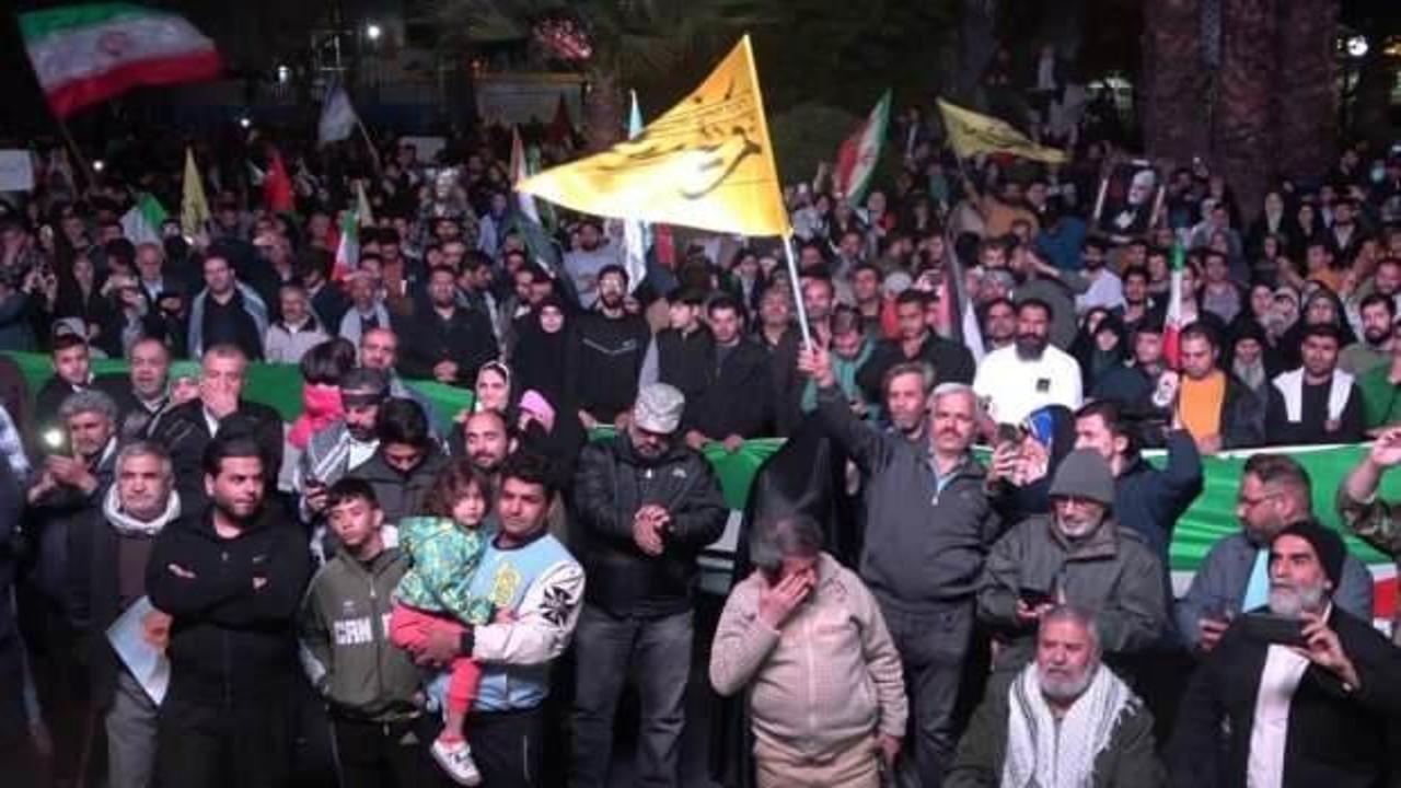 Tahran'da İran’ın İsrail’e saldırısı coşkuyla kutlandı