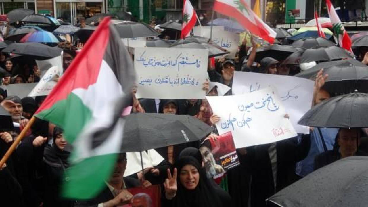 Tahran'da Nasrallah protestosu