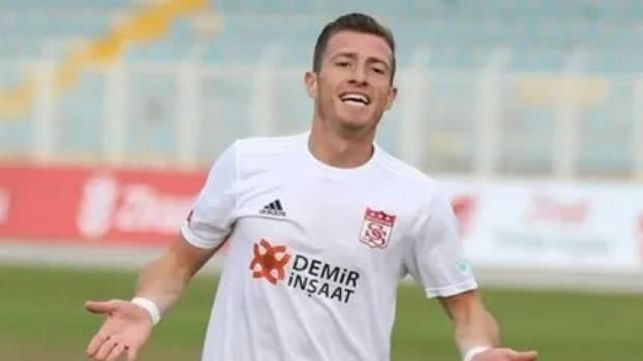 Takımdan sitemle ayrıldı! Sivasspor, Atatürk'ün sözüyle cevap verdi