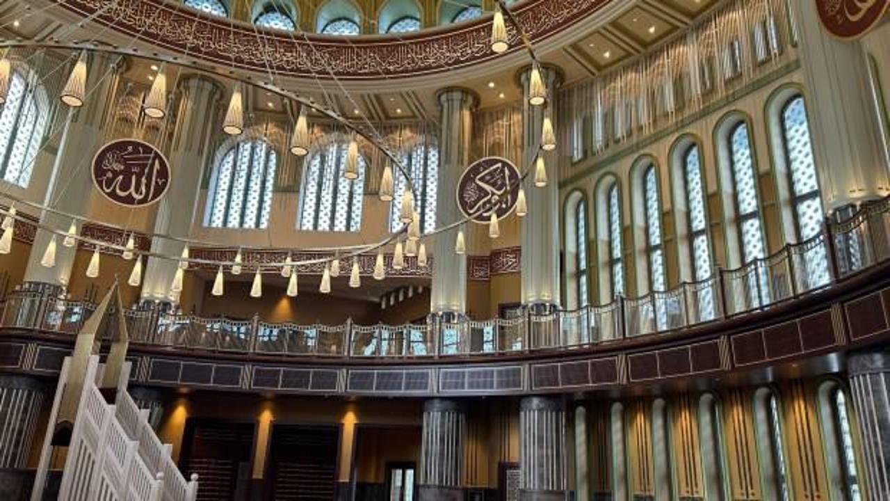 Taksim Cami'nde Ramazan hazırlıkları tamamlandı