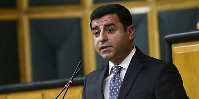 Taksim'deki hain saldırıyla ilgili Demirtaş ağzındaki baklayı çıkardı