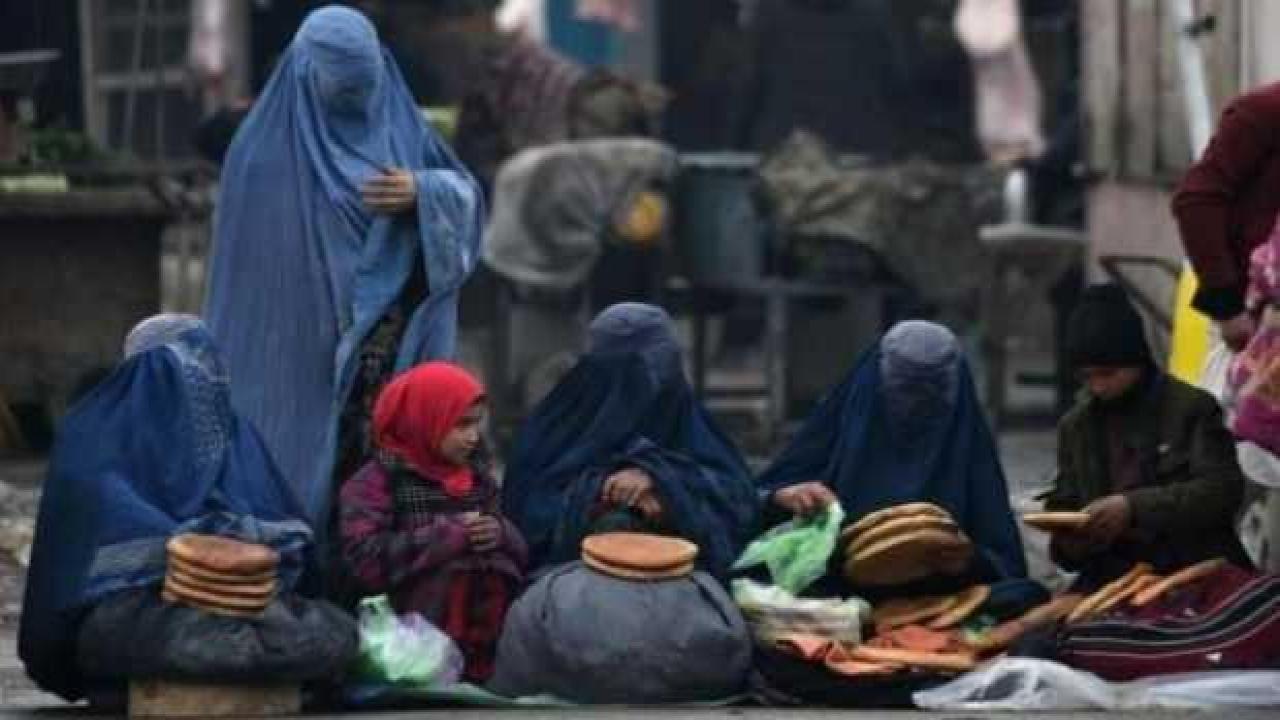 Taliban yönetimi, Kabil'de 11 bin dilenciyi yakaladı