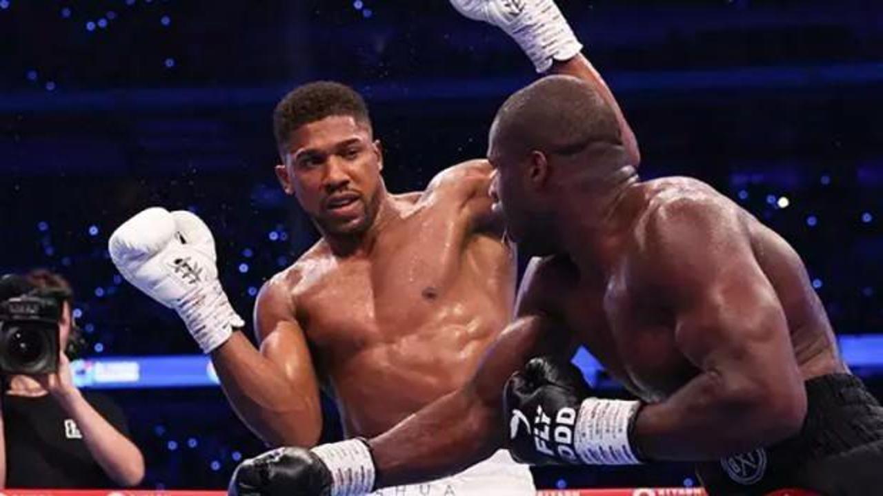 Tarihi maçı kaybedip rakibinin iki katı para aldı!