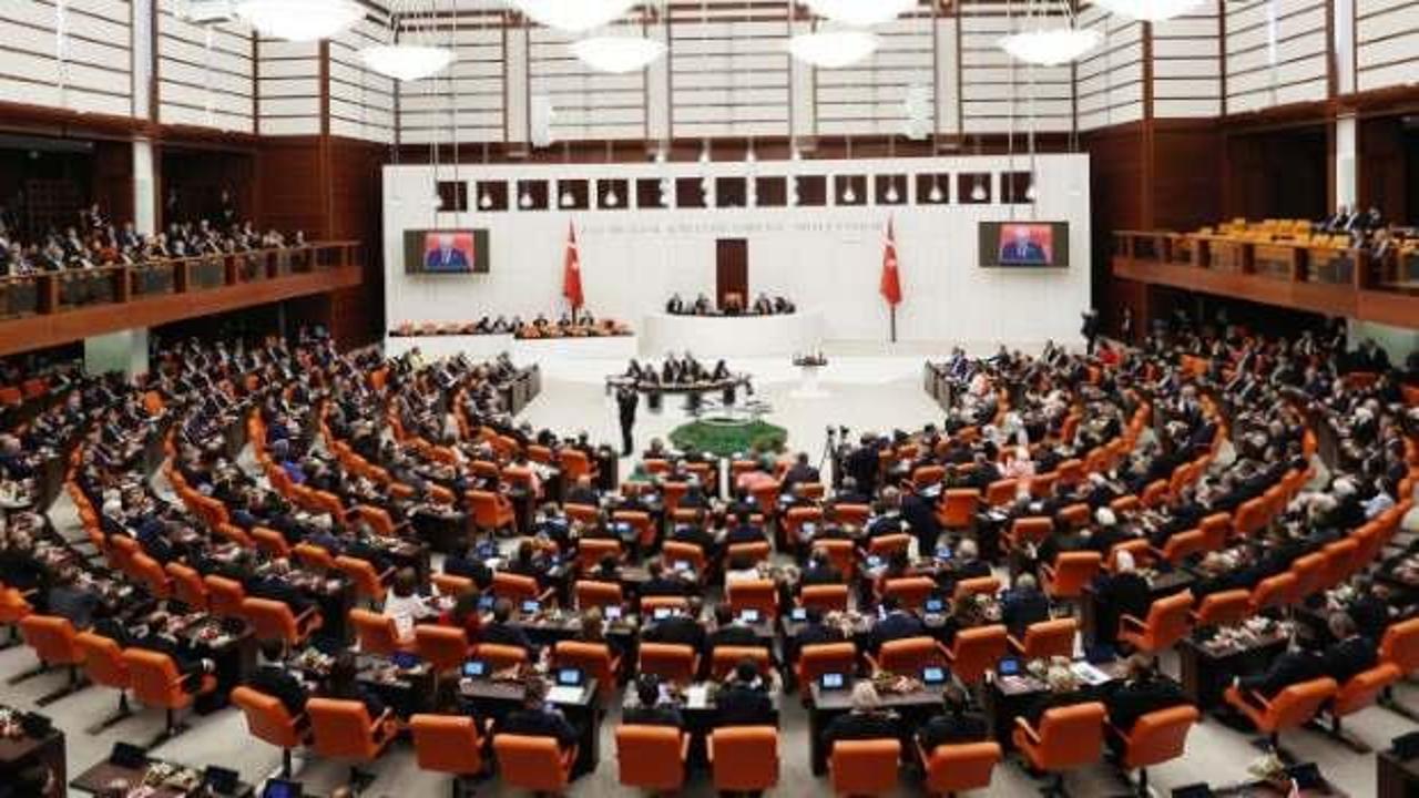 TBMM'de ilk tartışma! Meclis Başkanvekili Bozdağ'ın kuralına itiraz...