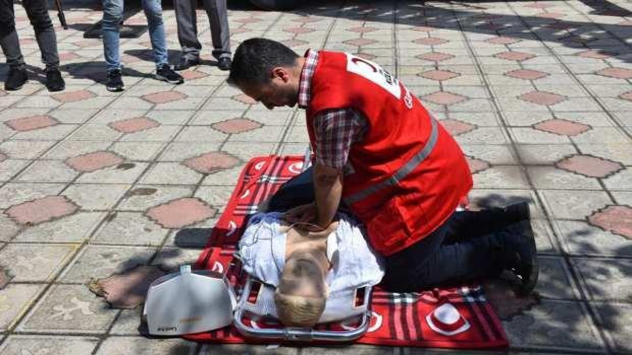 Tekirdağ'da şok tatbikat:  Şarköy 7.4'le sallandı, ortalık karıştı