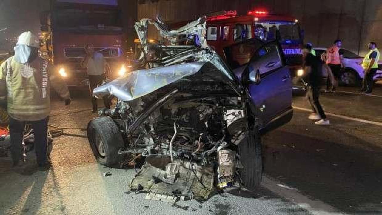 TEM'de makas atan sürücü kamyona çarptı