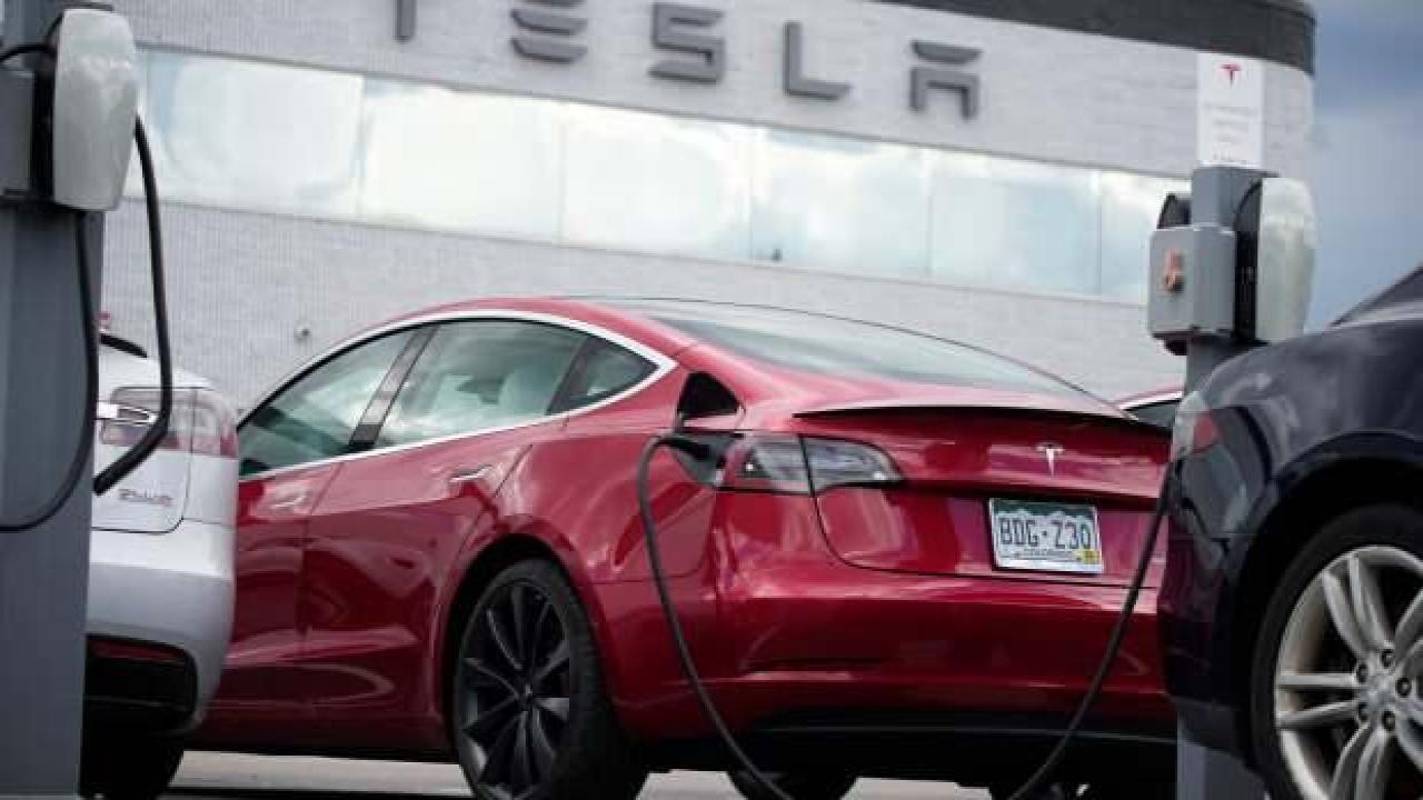 Tesla, veri sızıntısına engel olamadı: Gizlenen hatalar ortaya çıktı!