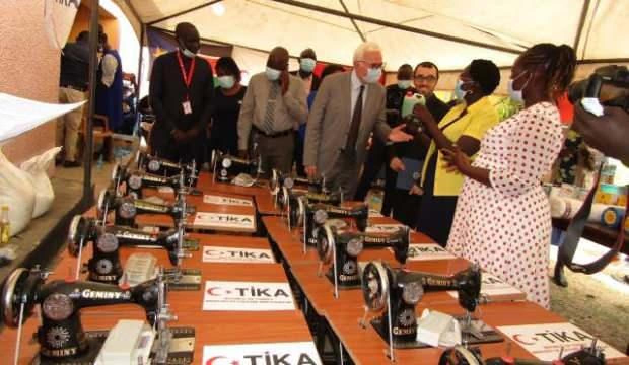 TİKA'dan Güney Sudan'daki kadınlara mesleki eğitim desteği