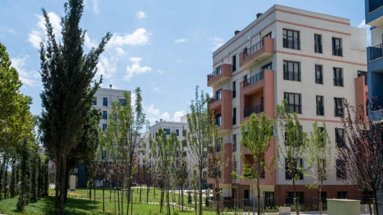 TOKİ projelerinin kura çekimleri yeniden başladı
