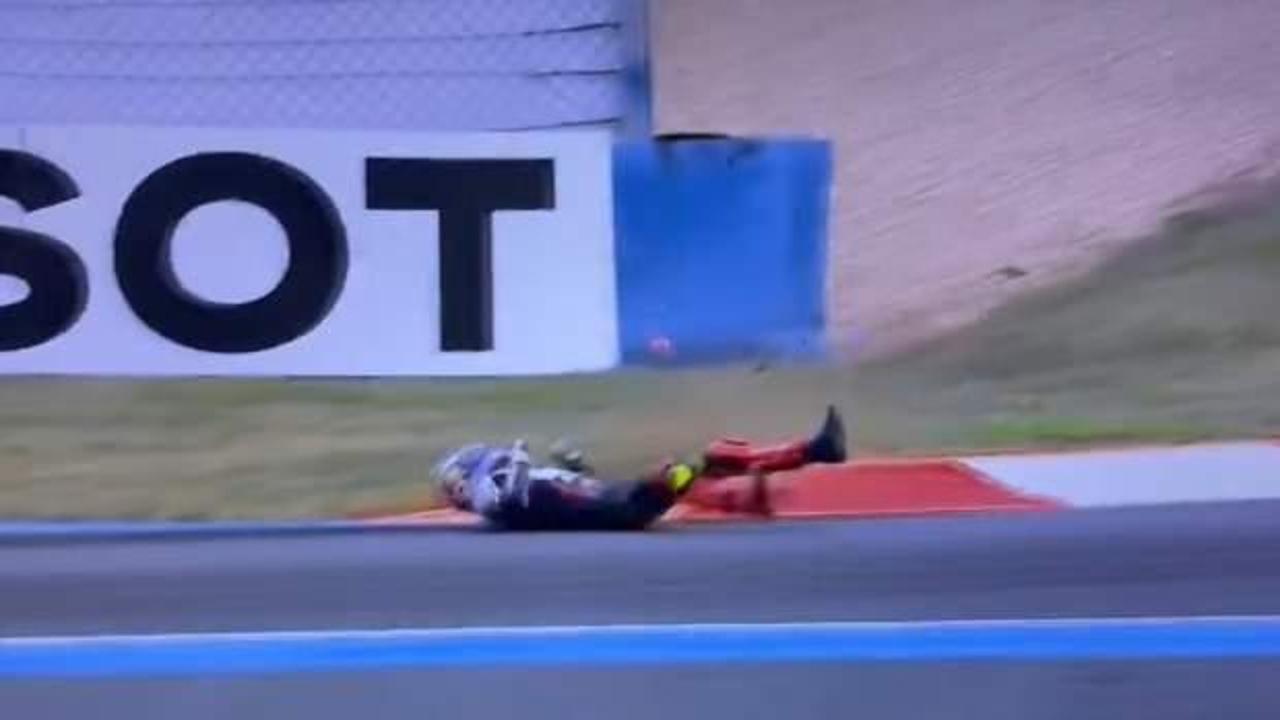 Toprak Razgatlıoğlu kaza yaptı! Hastaneye kaldırıldı