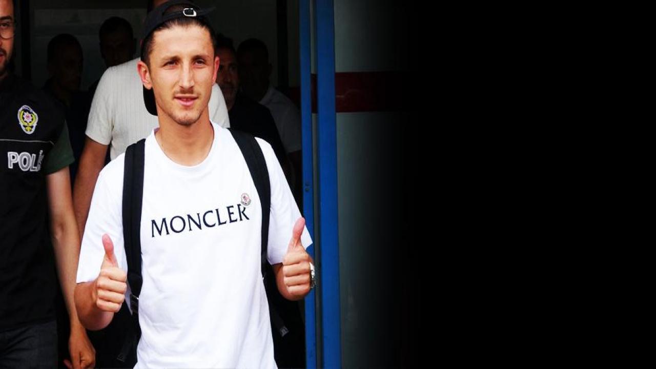 Trabzonspor, Enis Bardhi transferini duyurdu