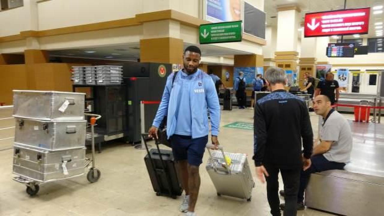 Trabzonspor kafilesi yurda döndü