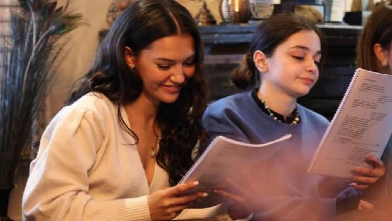 TRT tarih verdi! Merakla beklenen iki dizi izleyiciyle buluşuyor!