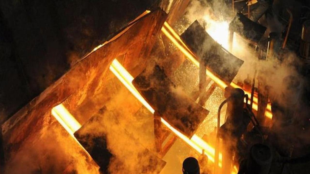 Trump'ın yüzde 25'lik tarifesi resmen yürürlüğe girdi