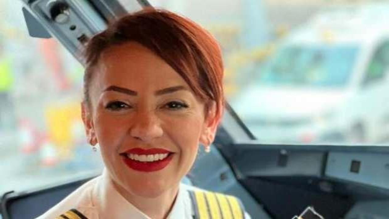 Türk kadın pilot Kuveyt’te tarihe geçti!