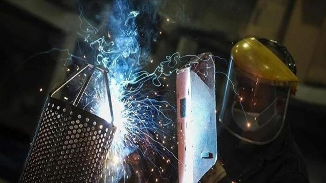 Türk Metal, grev kararını üç şirkete bildirdi
