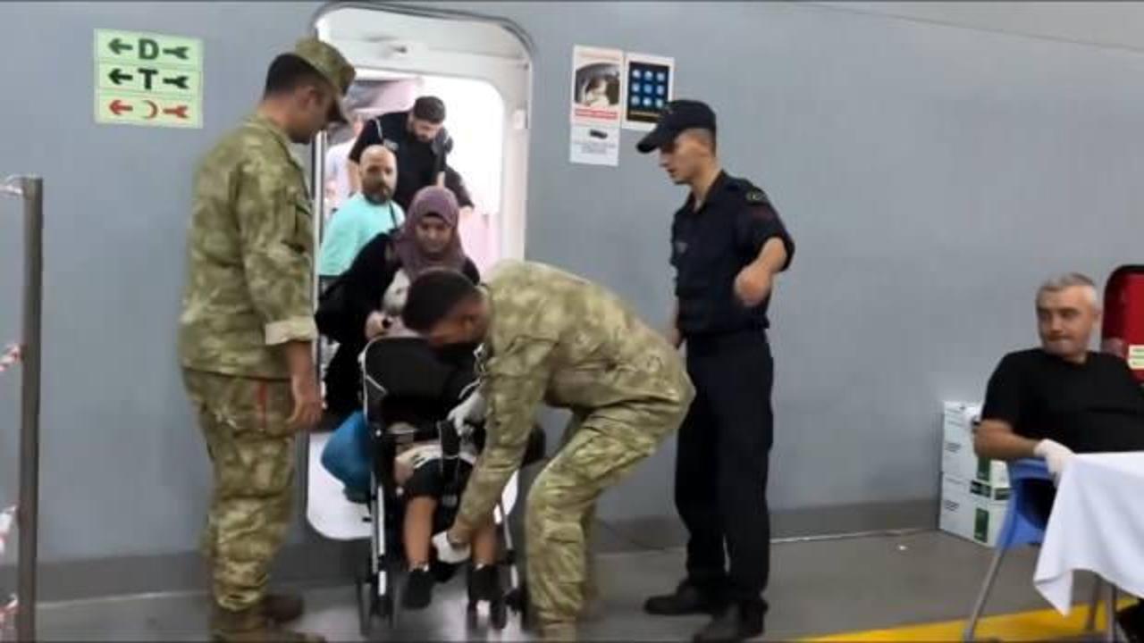 Türkiye, 966 kişiyi Lübnan'dan tahliye ediyor