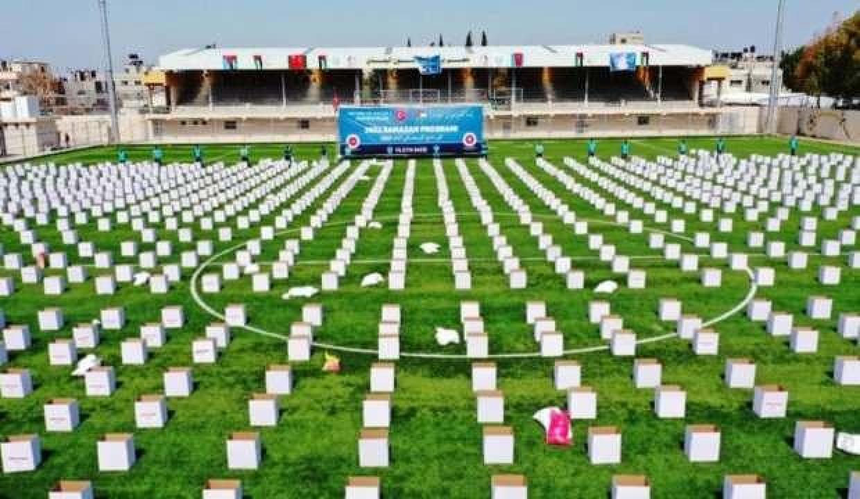 Türkiye Diyanet Vakfının desteğiyle Gazzelilere 2 bin koli gıda yardımı